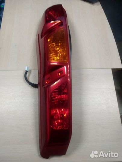 Фонарь задний правый Nissan X-Trail T31 2.0 2008