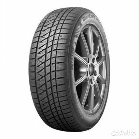 Kumho WinterCraft WS71 205/70 R15 96T