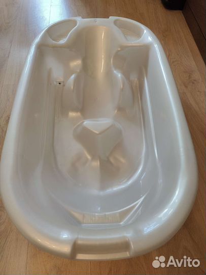 Ванночка для купания с горкой