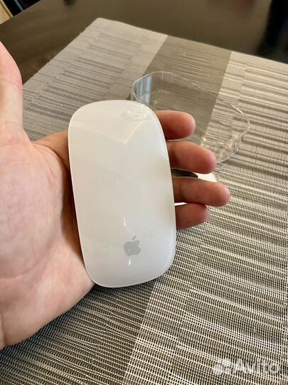 Мышь Apple Magic Mouse 1