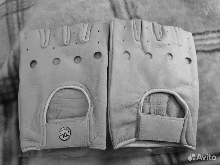 Перчатки для лифтинг-спорта