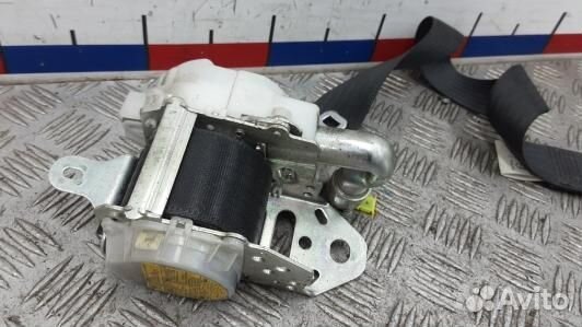 Ремень безопасности с пиропатроном сиденья передне