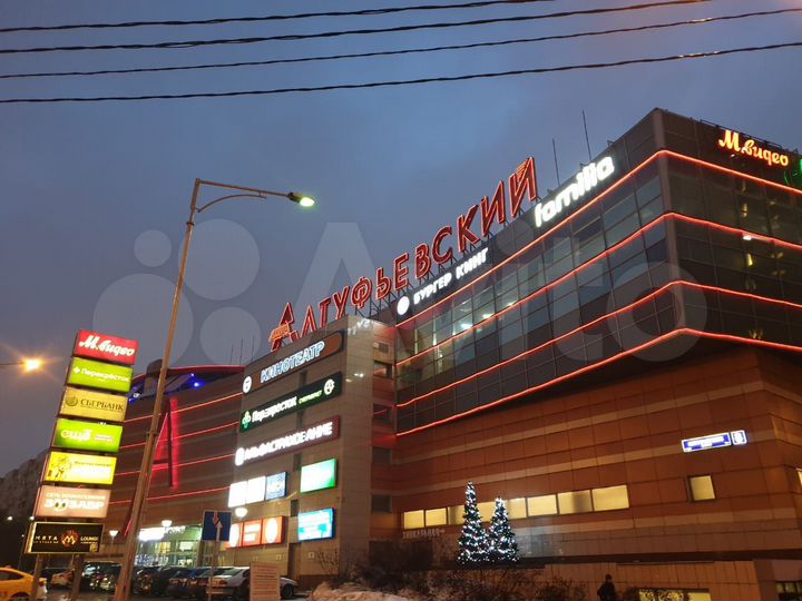 Помещение в аренду под общепит, кафе (были суши)