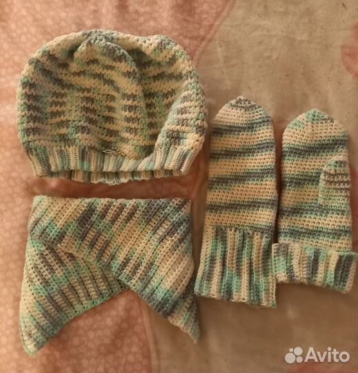 Вязаный комплект