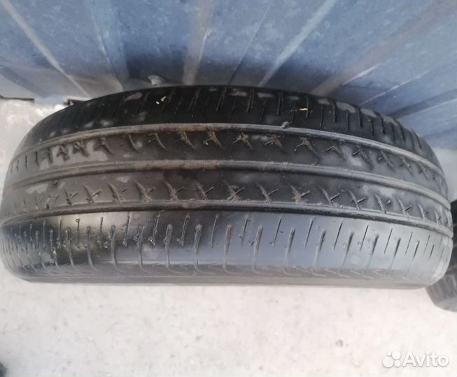 Yokohama Advan A005 5.10/10 R13