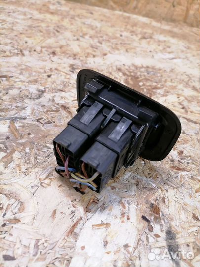 Блок кнопок подвески Mersedes Vito Viano W639