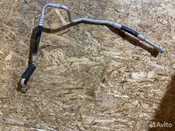 Трубка кондиционера Skoda Fabia 2 07-15