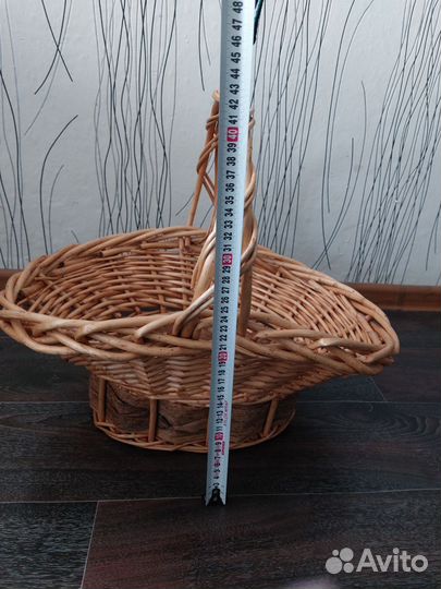 Корзина плетенная