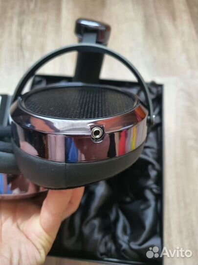 Наушники HiFiman HE-560 V4 (Новые)