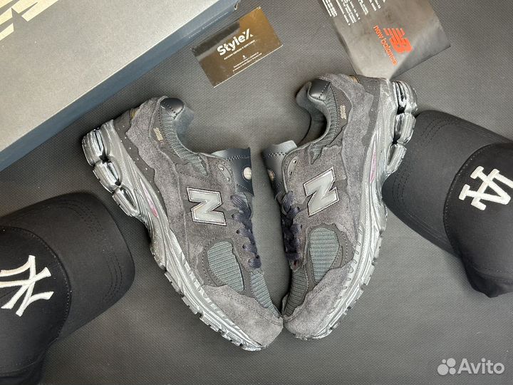 Кроссовки New Balance 2002R grey