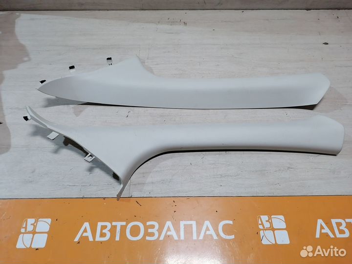 Обшивка передней стойки верхняя Ford Focus 3