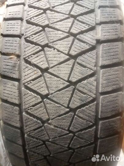 Bridgestone Blizzak DM-V2 225/60 R17