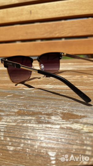 Солнцезащитные очки lacoste