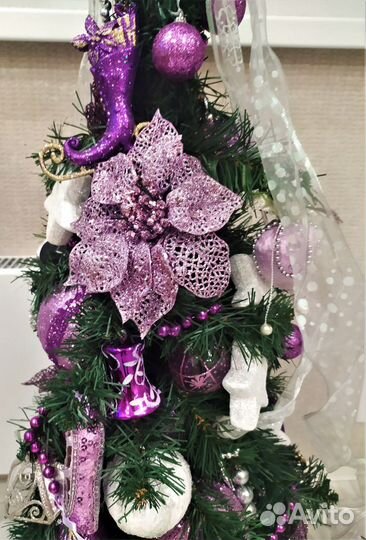 Ель новогодняя искусственная с игрушками