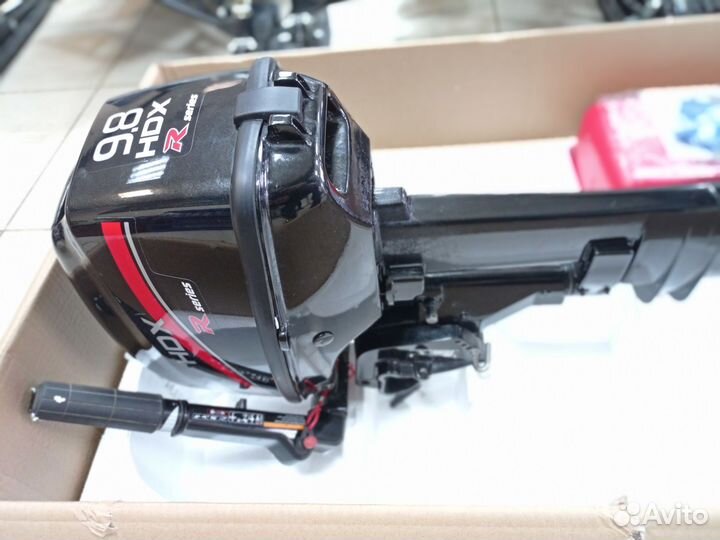 Лодочный мотор HDX R series T 9.8 BMS витрина