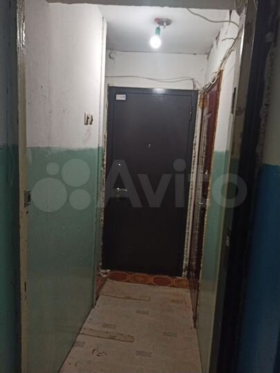 Комната 12,8 м² в 2-к., 1/9 эт.