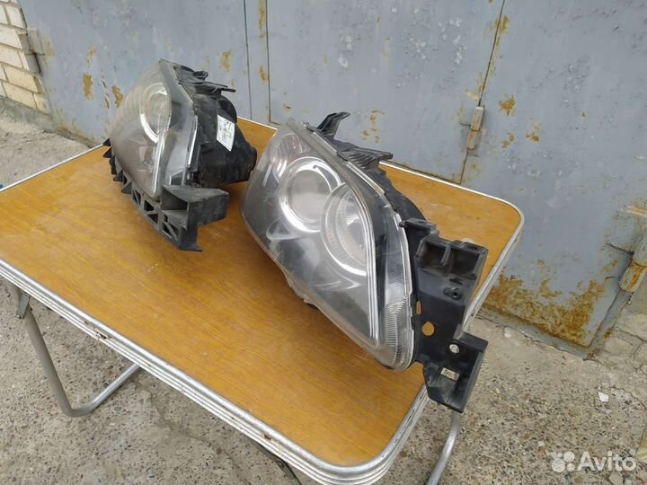 Фара передняя mazda 3