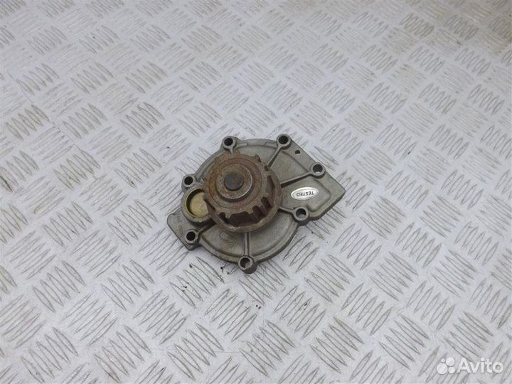 Насос водяной (помпа) Volvo 850 1996