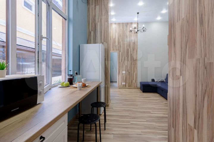 2-к. квартира, 55 м², 1/3 эт.