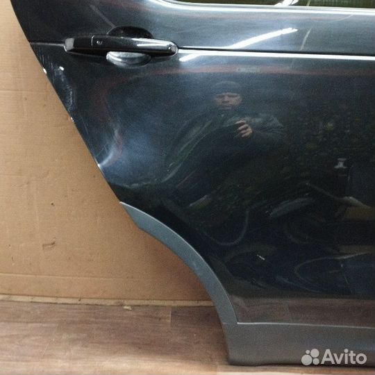 Дверь задняя правая Land Rover Discovery L462