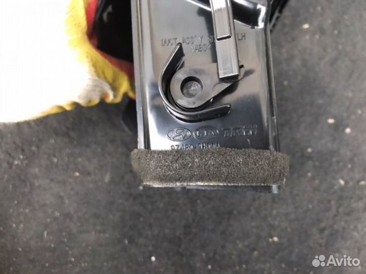 Дефлектор левый Hyundai I30 1.4 2008