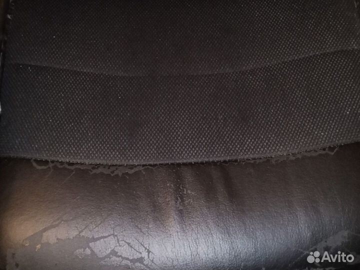 Компьютерное кресло