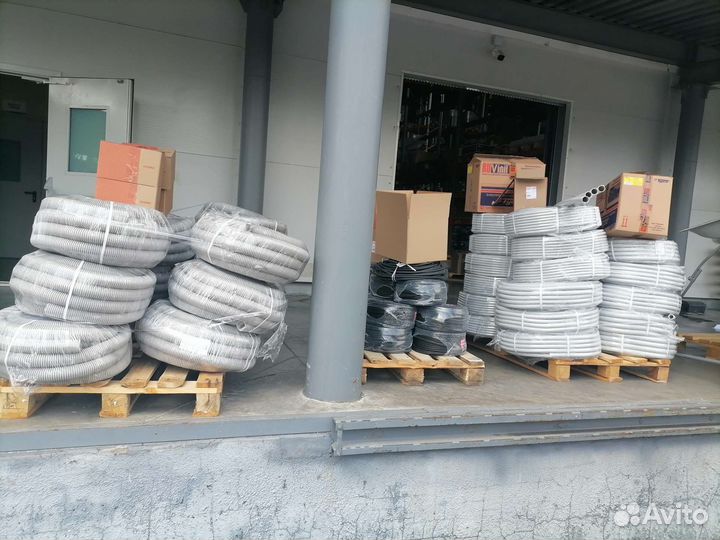 Водитель с личным грузовым авто до 1 т. кат В