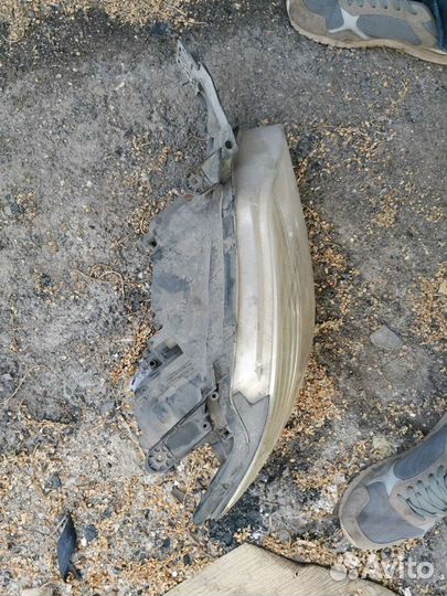 Фара Outlander 2003, правая