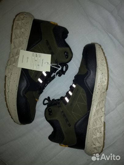 Новые ботинки кроссовки cropp 45размер