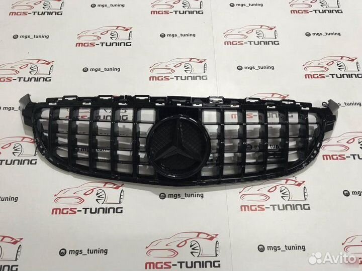 Решетка Mercedes C63AMG W205 GT style all black