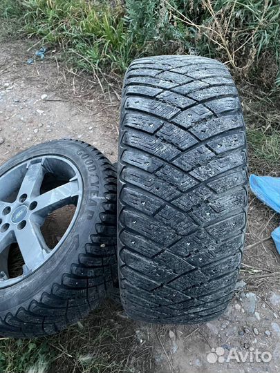 Goodyear Ultra Grip Ice Arctic 2 205/55 R16