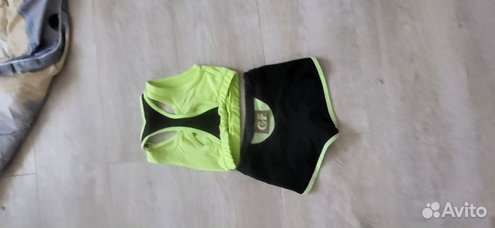 Костюм для тренировок