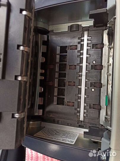 Счётчик банкнот glory gfr-220eu