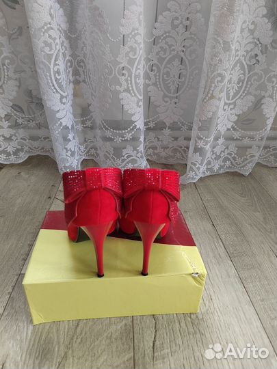 Туфли женские