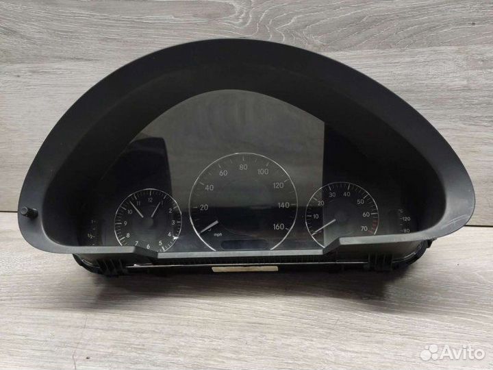 Щиток приборов Mercedes E W211