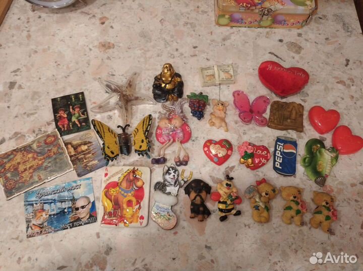 Магниты на холодильник цена за всё