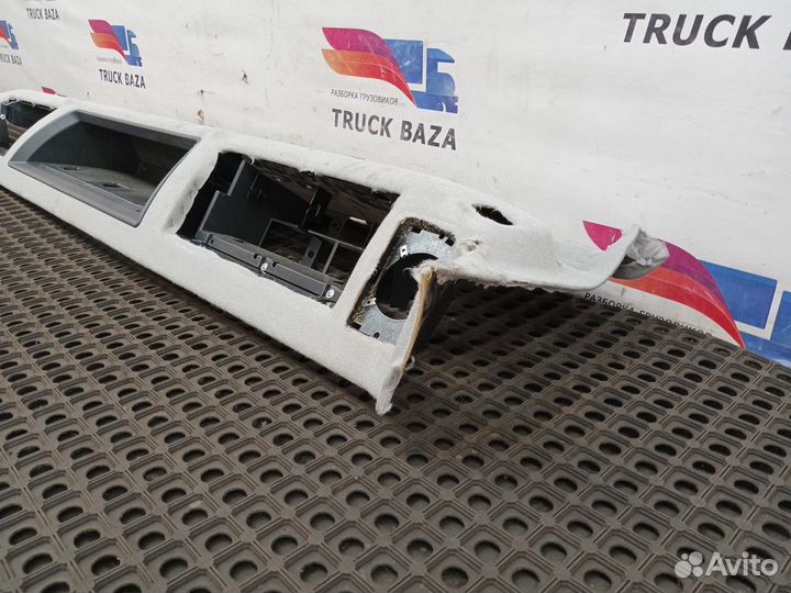 504171273 Панель салона Iveco Stralis