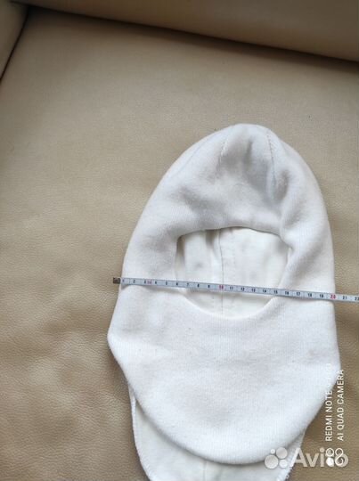 Шапка шлем белая