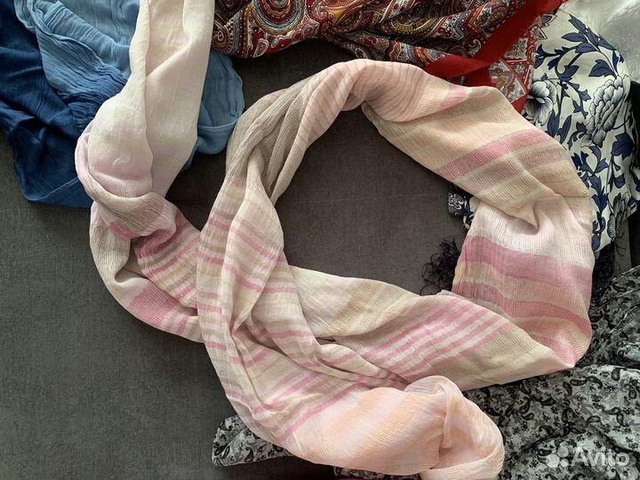 Шарфы и палантины пакетом