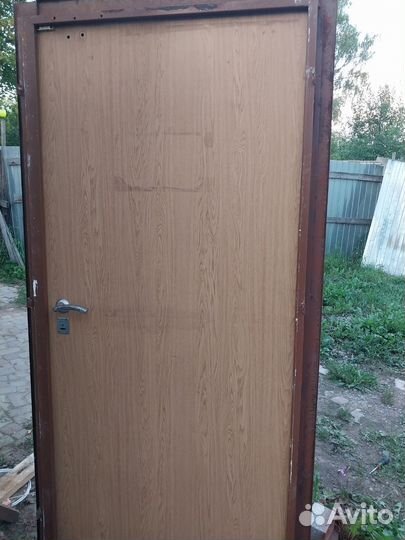 Дверь металлическая