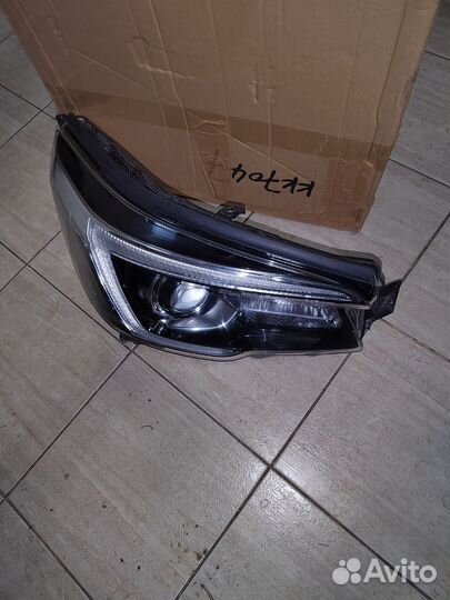 Фара правая LED Subaru Forester sk 2020