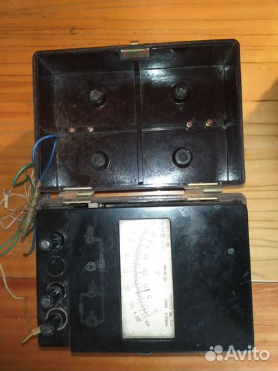 Мегаомметр м4100/3