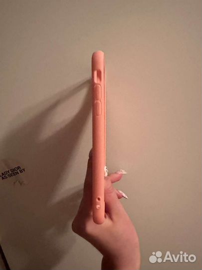 Чехол на iPhone 11