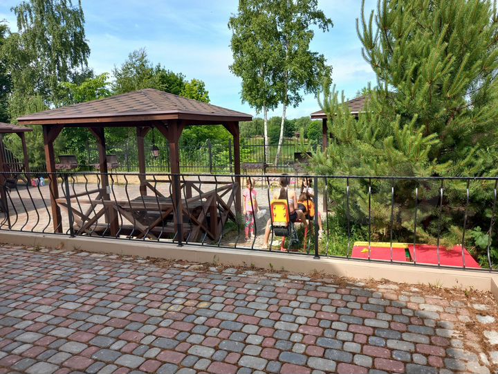 Коттедж 98 м² на участке 8 сот.