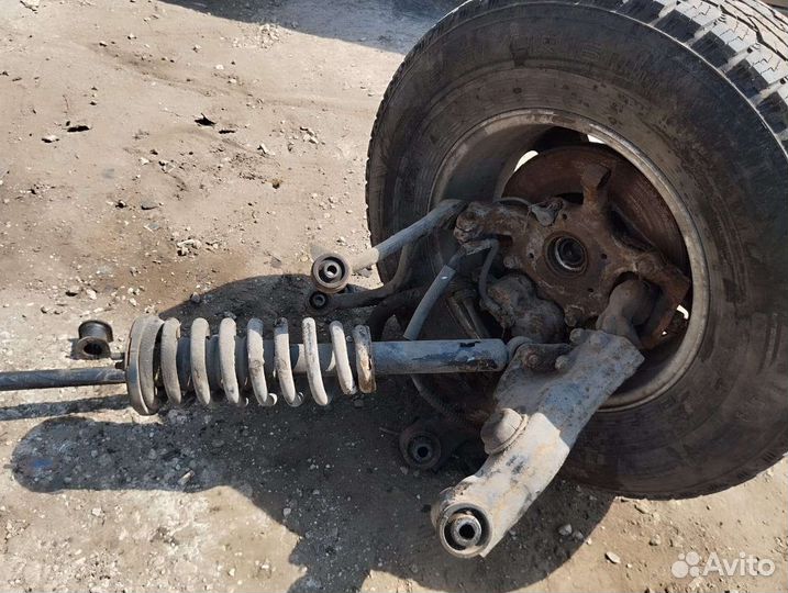 Подвеска передняя Kia Sorento 1