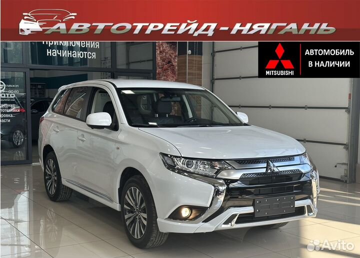 Mitsubishi Outlander 2.0 CVT, 2022, 3 км