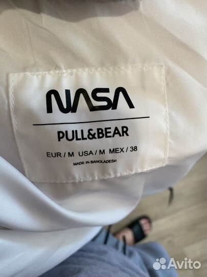 Бомбер nasa pull bear