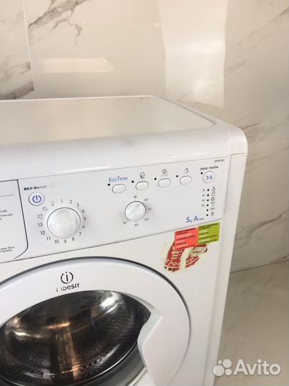 Стиральная машина бу Indesit iwsb5085