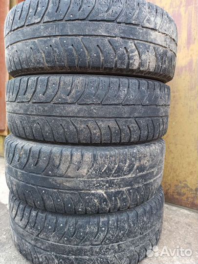 Bridgestone Ice Cruiser 7000 195/65 R15