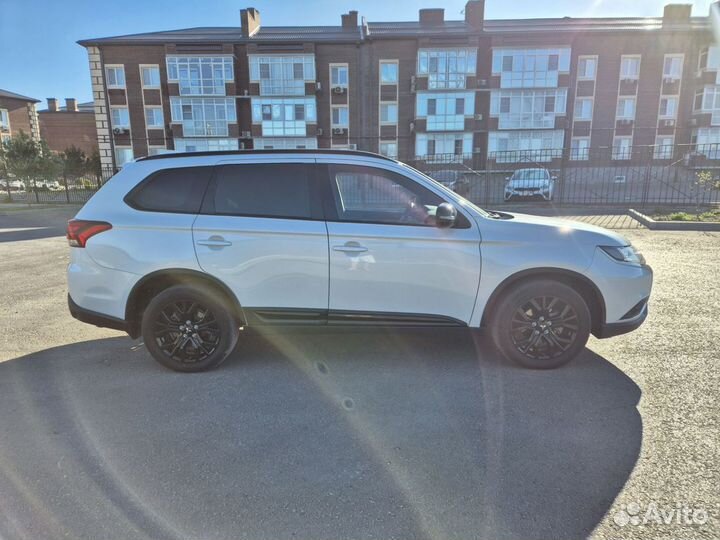 Mitsubishi Outlander 2.0 CVT, 2020, 48 479 км